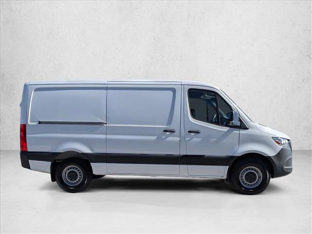 Used 2025 Mercedes-Benz Sprinter 2500 image 4