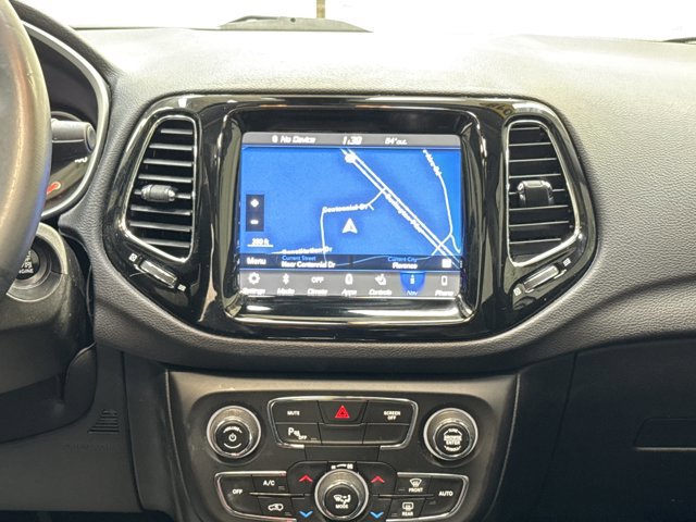 Used 2018 Jeep Compass Limited w/ Navigation Group image 25