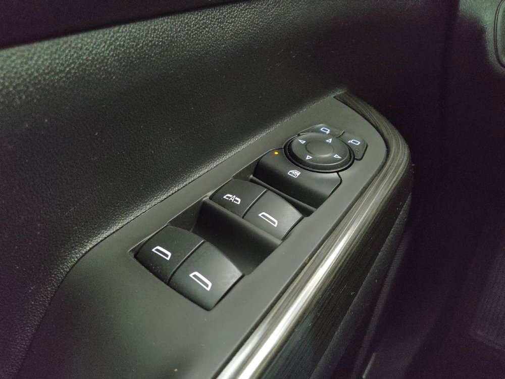 Used 2019 GMC Acadia SLT w/ Black Edition image 27