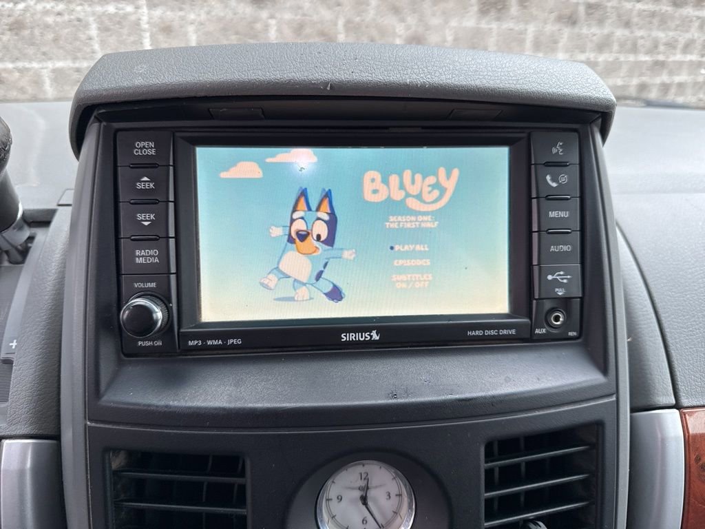 Used 2008 Chrysler Town & Country Touring image 19