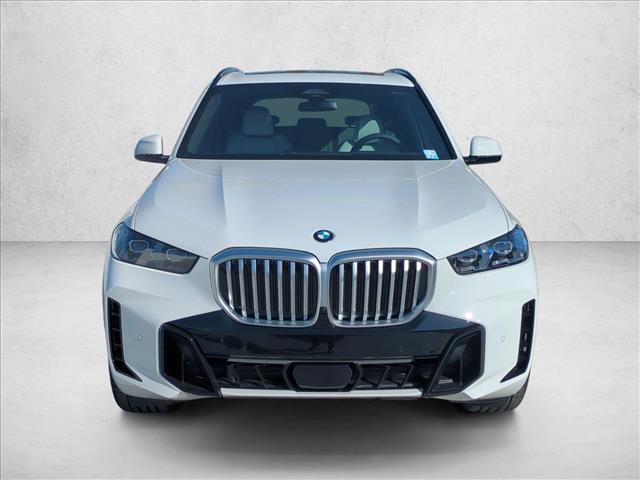 New 2026 BMW X5 sDrive40i image 6