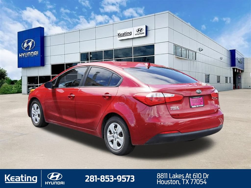 Used 2016 Kia Forte LX FWD image 4
