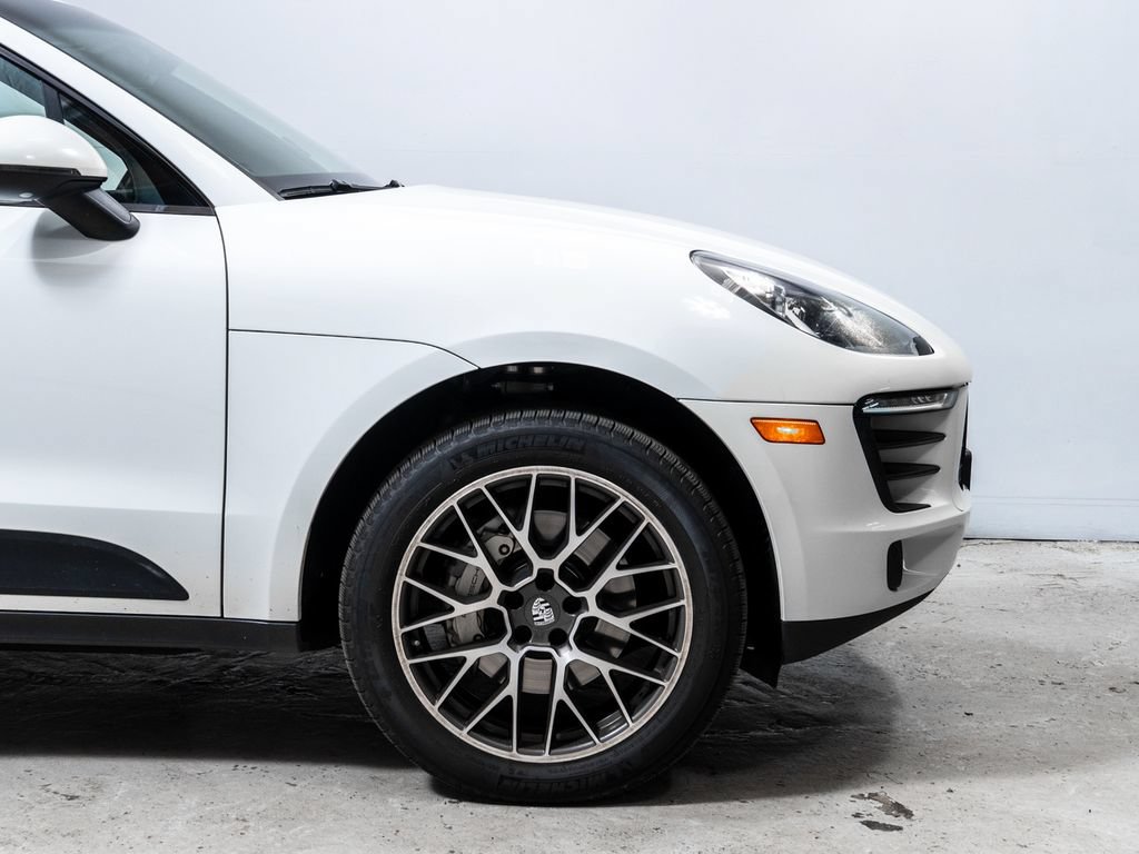 Used 2015 Porsche Macan S AWD/4WD image 12
