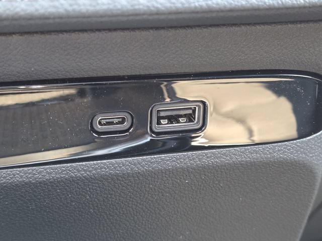 New 2026 Buick Enclave Sport Touring w/ Power Package FWD image 9