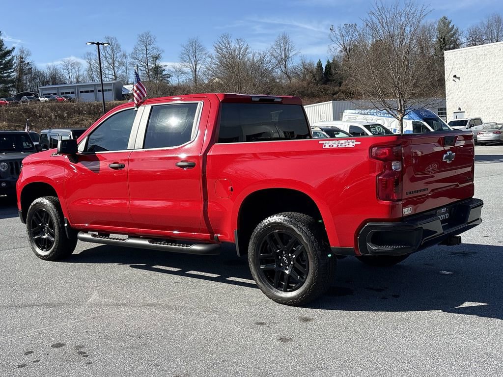 New 2025 Chevrolet Silverado 1500 Custom Trail Boss w/ LPO, Dark Essentials Package image 7
