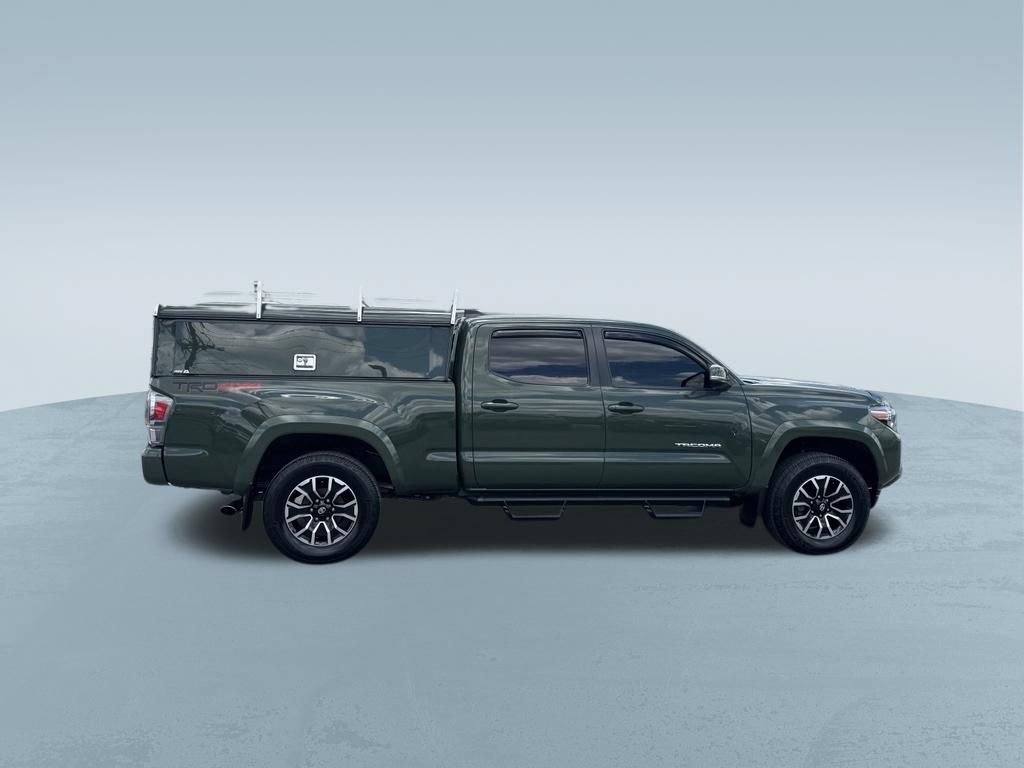 Used 2022 Toyota Tacoma TRD Sport AWD/4WD image 9