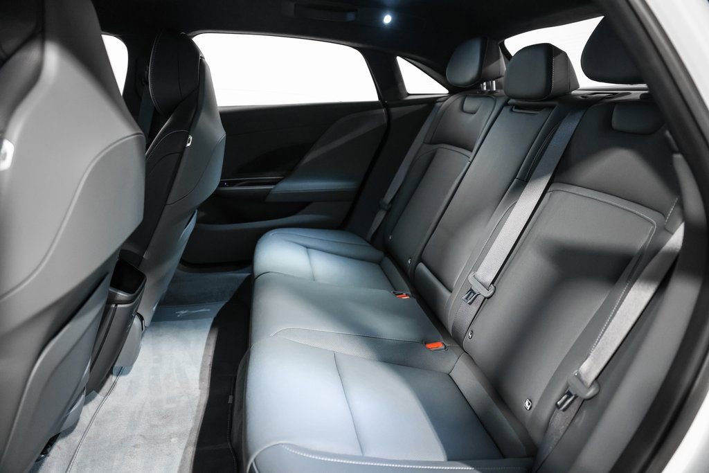 Used 2024 Lucid Air Pure image 32