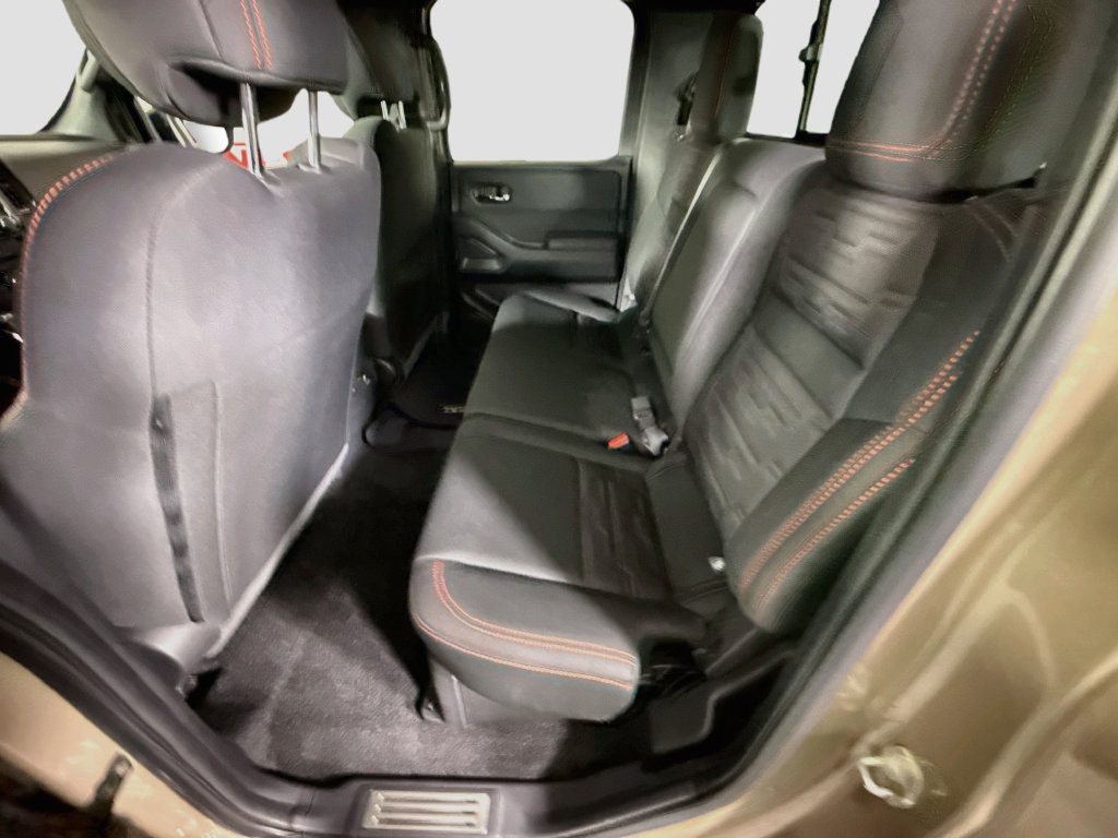 Certified 2023 Nissan Frontier PRO-4X w/ Pro Convenience Package AWD/4WD image 29