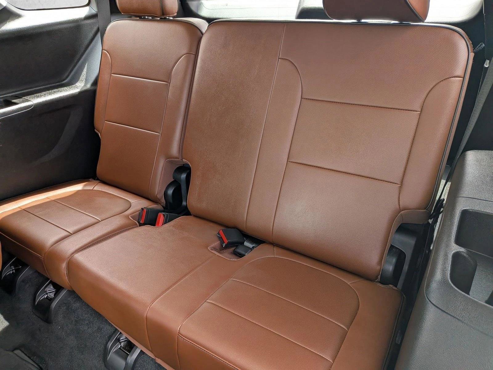 Used 2018 Chevrolet Traverse High Country AWD/4WD image 28