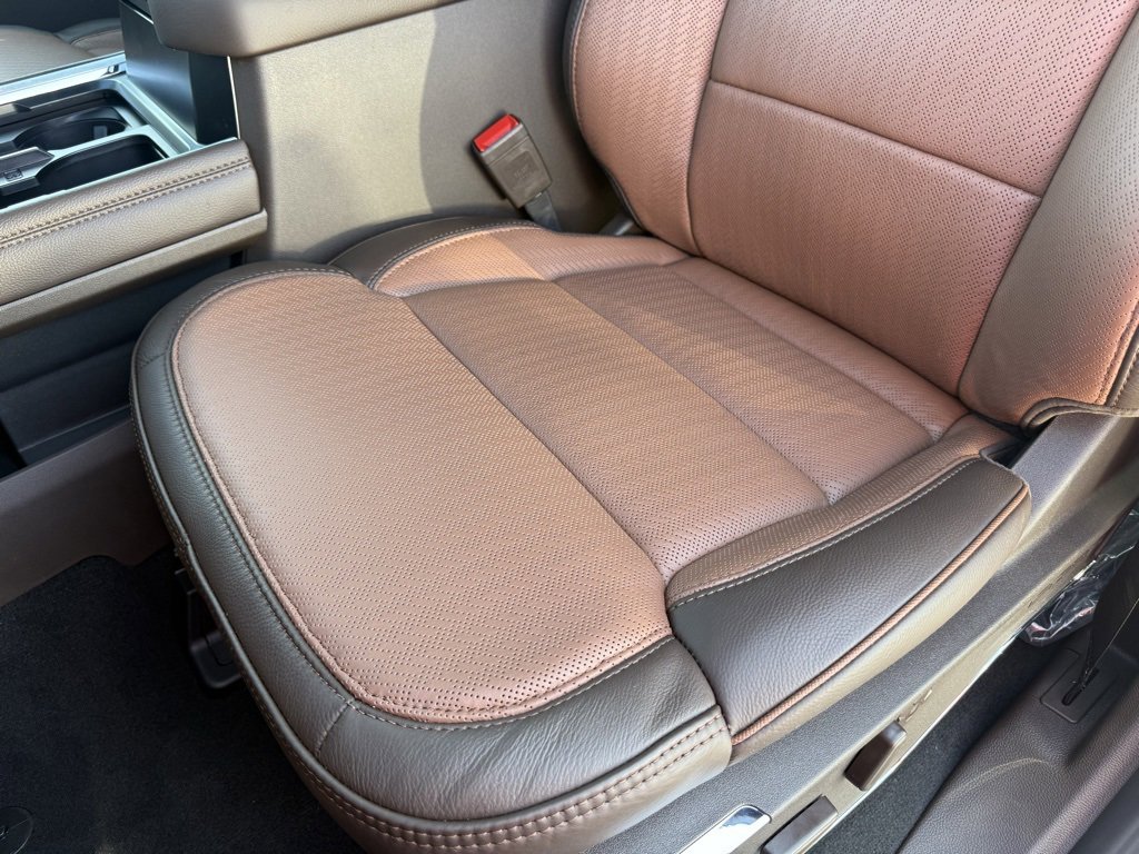 New 2026 Ford F250 King Ranch w/ Chrome Package image 24