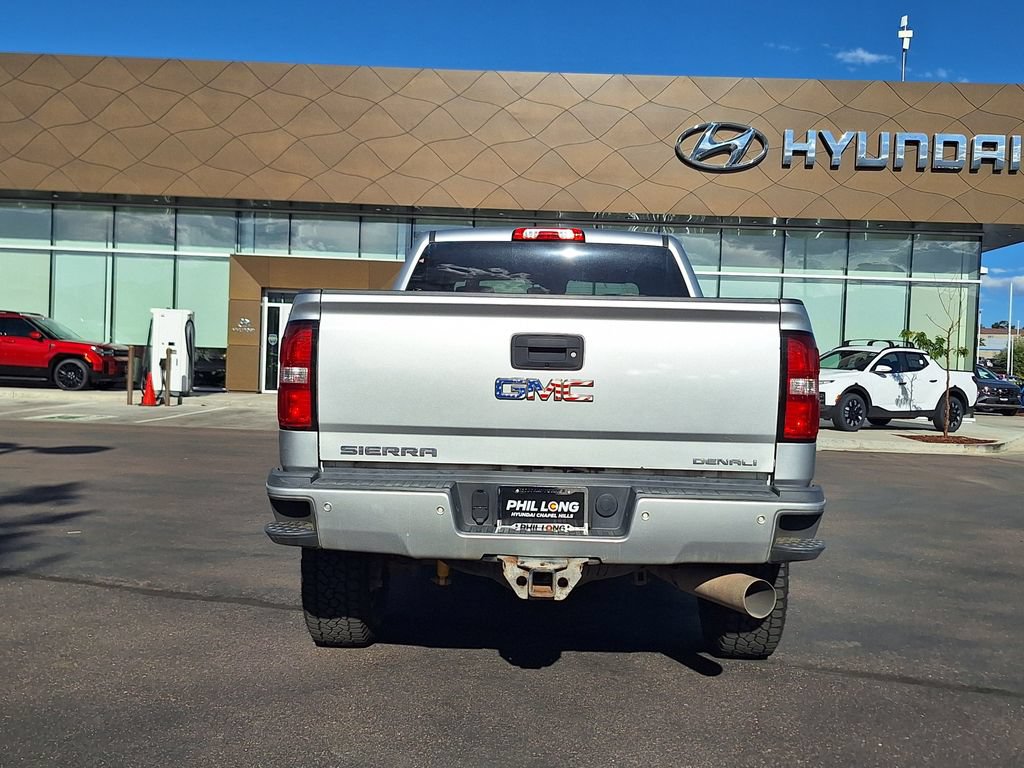 Used 2017 GMC Sierra 3500 Denali w/ Duramax Plus Package AWD/4WD image 4