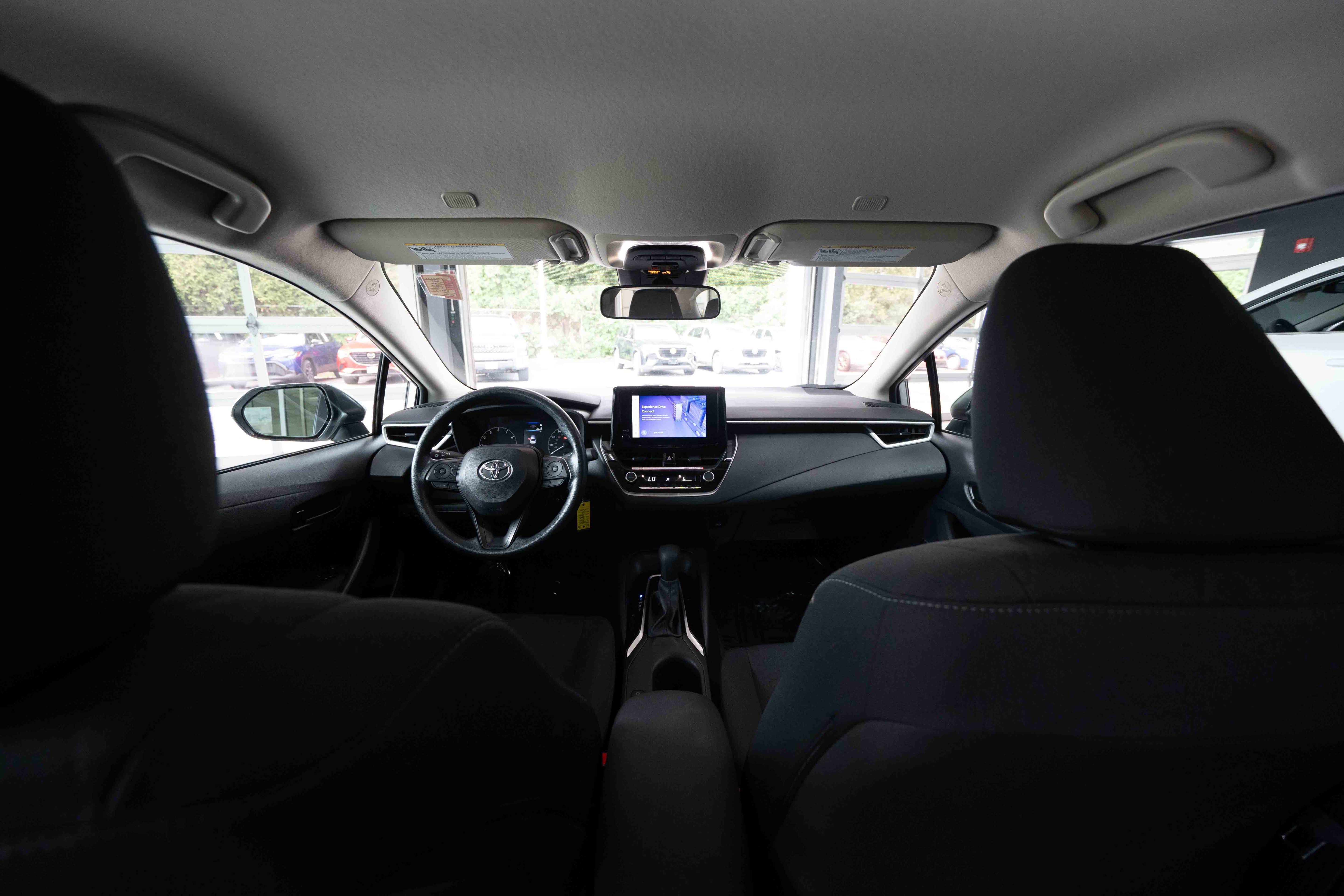 Used 2025 Toyota Corolla LE FWD image 19