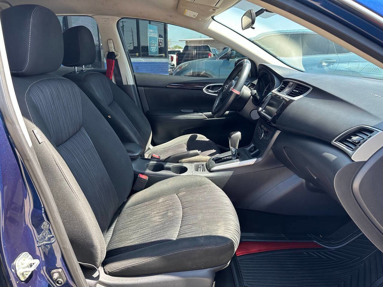 Used 2019 Nissan Sentra SV FWD image 12