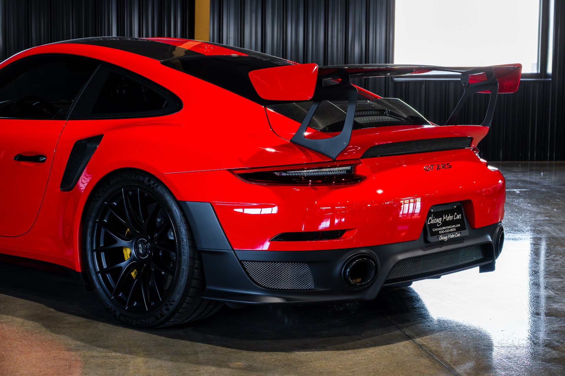 Used 2018 Porsche 911 GT2 RS RWD image 9