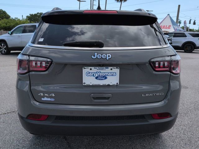 Used 2024 Jeep Compass Limited AWD/4WD image 5