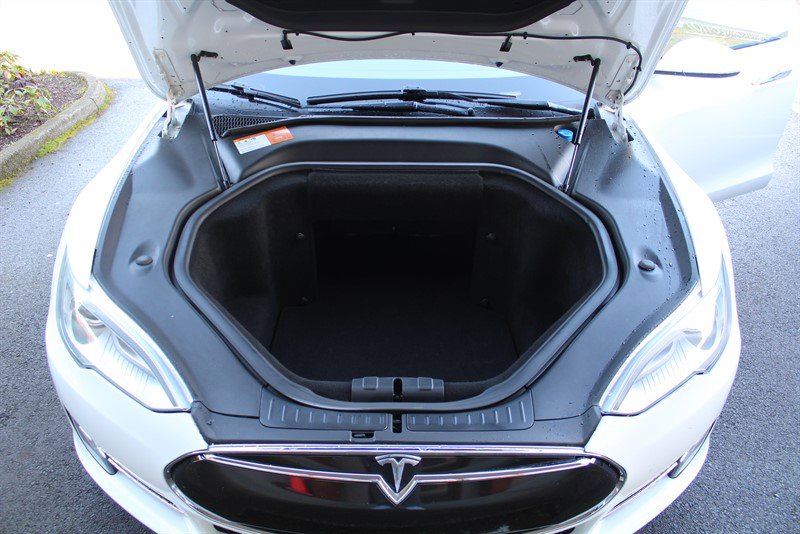 Used 2013 Tesla Model S Performance RWD image 33
