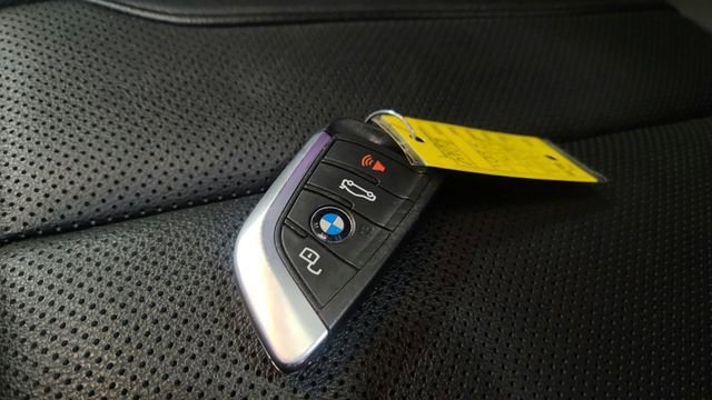 Used 2024 BMW 330i Sedan image 14