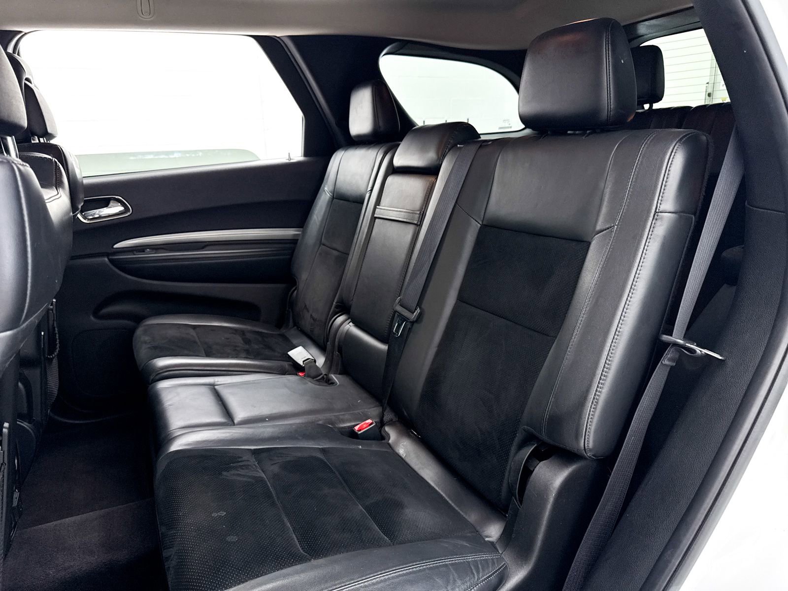 Used 2018 Dodge Durango GT image 29