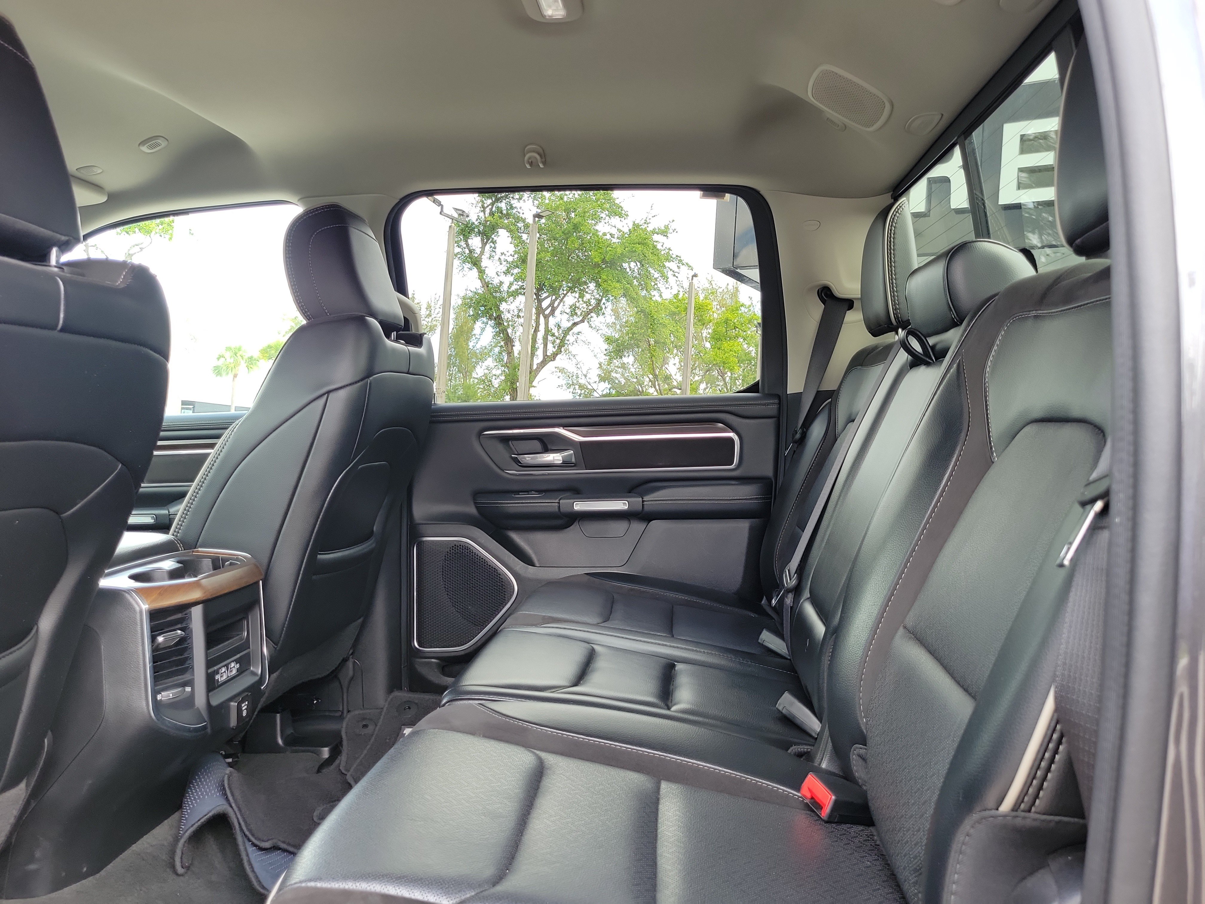 Used 2022 RAM 1500 Laramie RWD image 14
