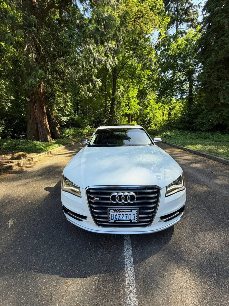Used 2014 Audi S8 AWD/4WD image 1