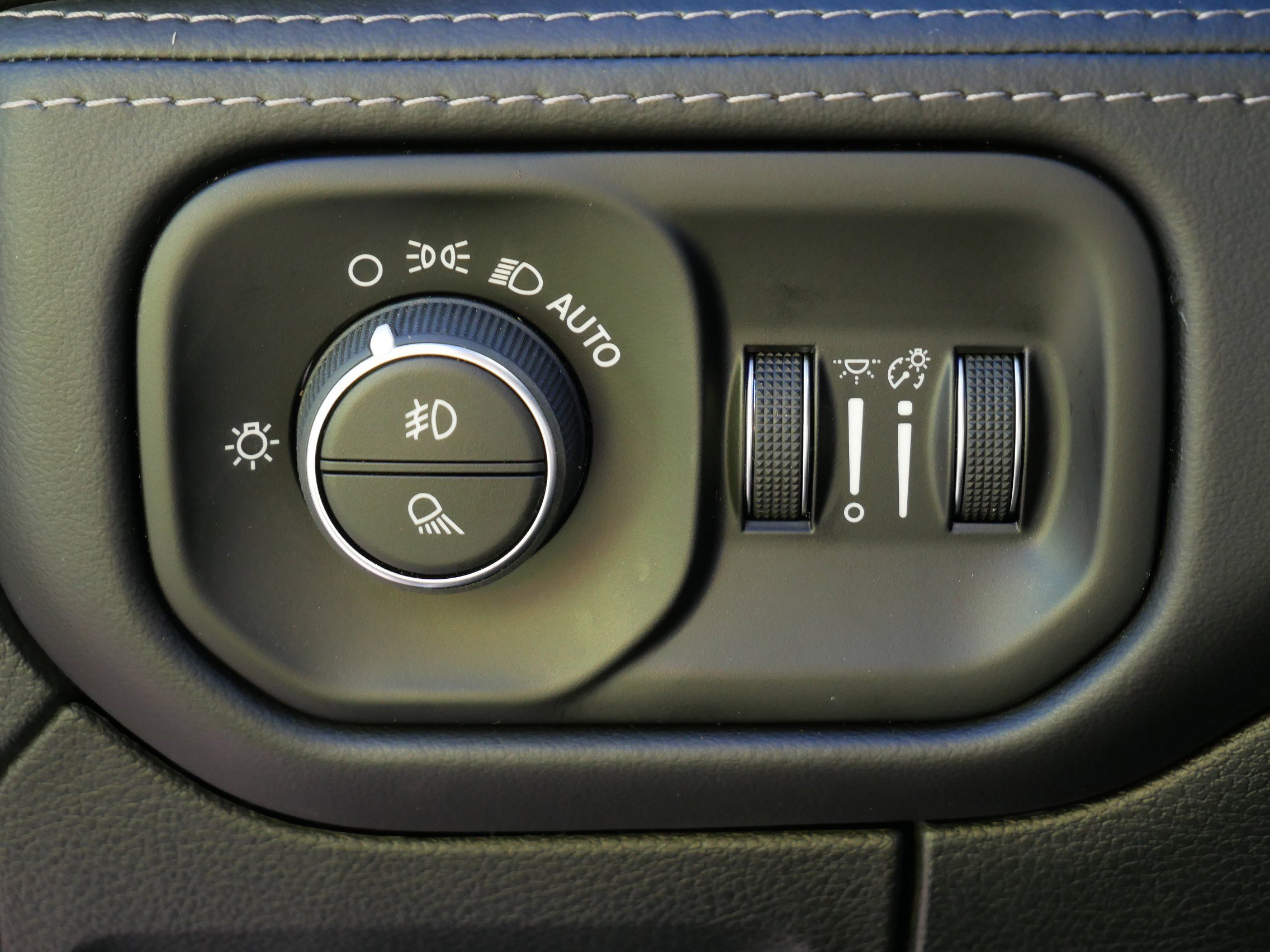 New 2025 RAM 1500 RHO w/ RHO Level 1 Equipment Group image 14