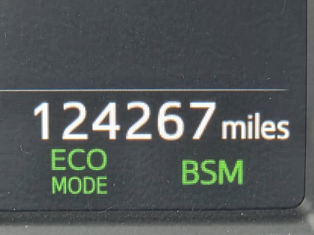 Used 2018 Toyota RAV4 XLE image 26