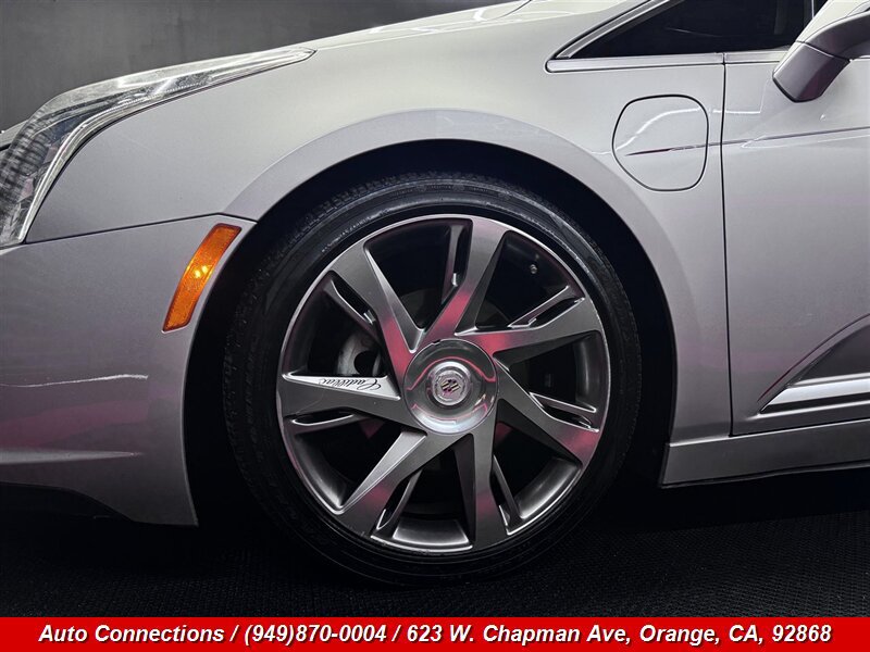 Used 2014 Cadillac ELR w/ Luxury Package FWD image 30