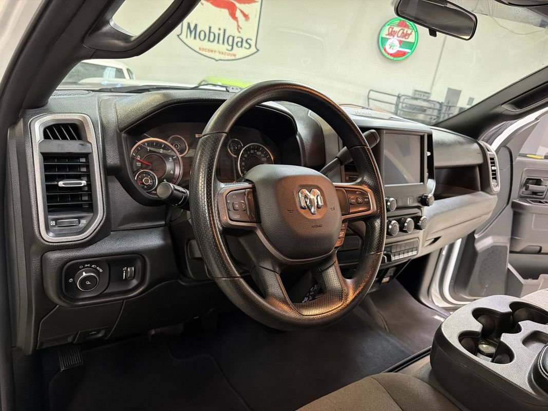 Used 2024 RAM 3500 Tradesman w/ Chrome Appearance Group AWD/4WD image 27