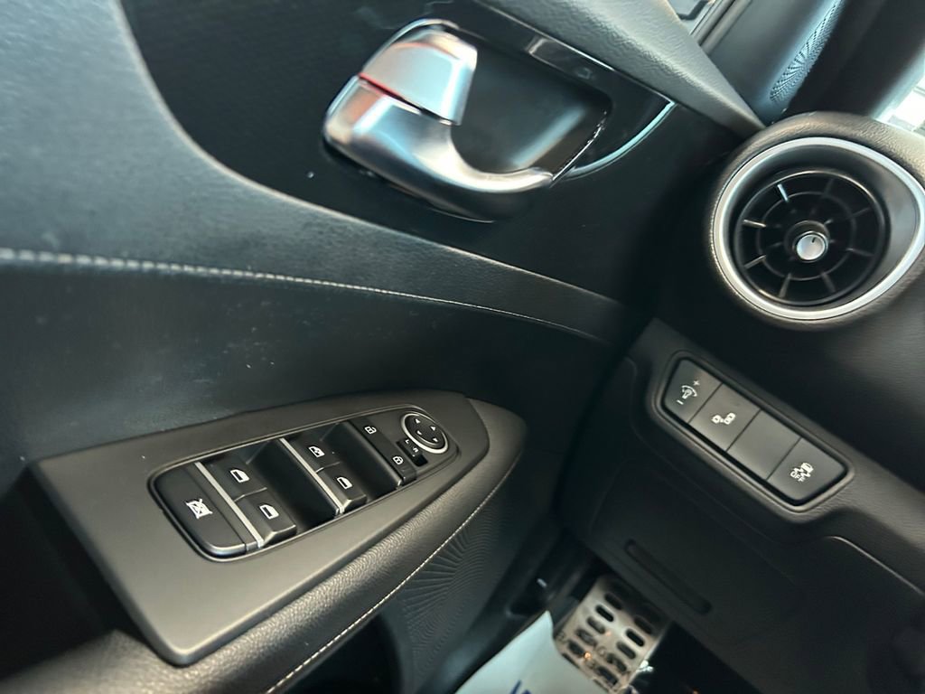 Used 2023 Kia Forte GT-Line w/ GT-Line Technology Package FWD image 27