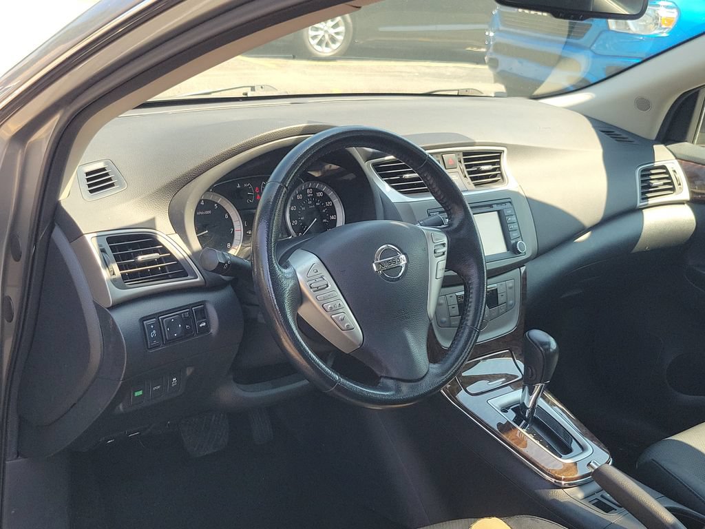 Used 2013 Nissan Sentra SL w/ Premium Pkg FWD image 14