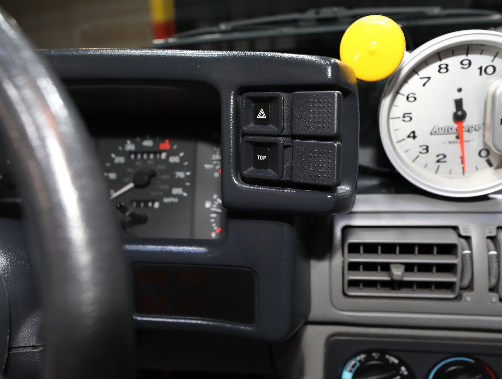Used 1987 Ford Mustang GT RWD image 64