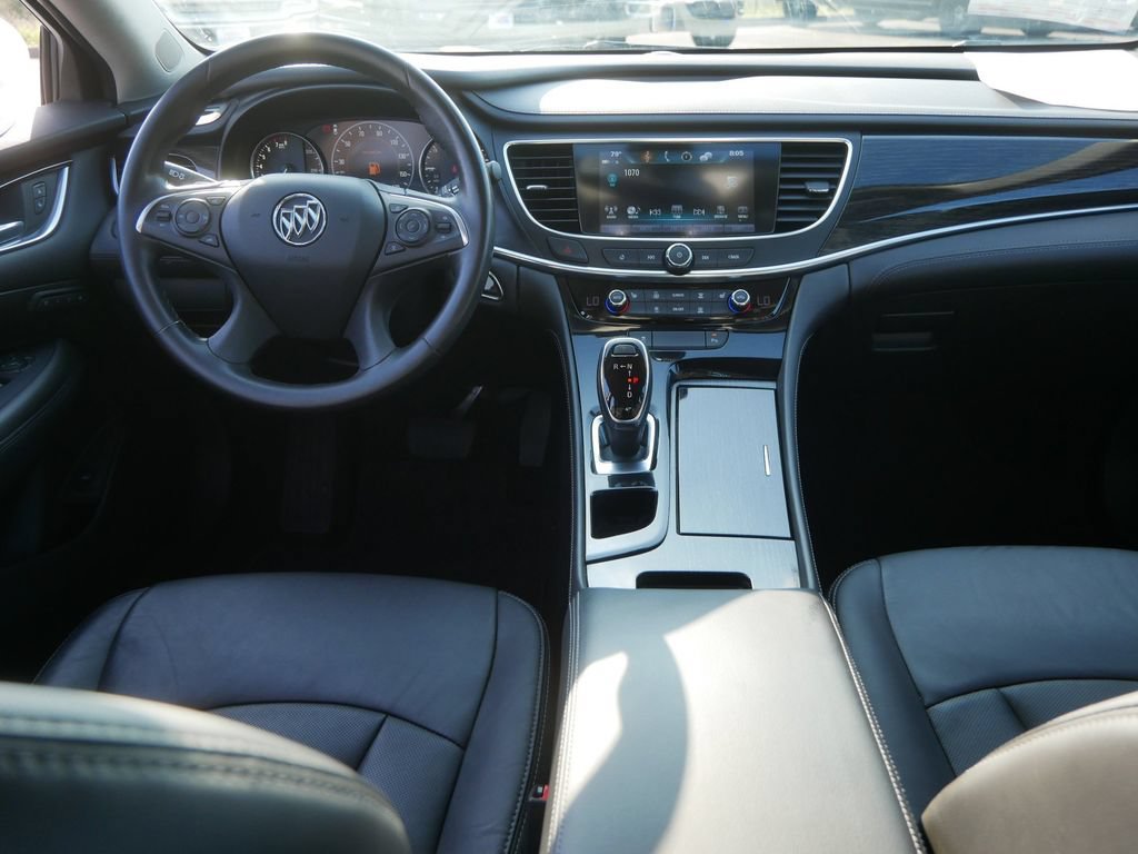 Used 2019 Buick LaCrosse Essence FWD image 16