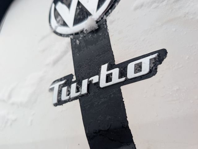 Used 2013 Volkswagen Beetle 2.0T FWD image 25