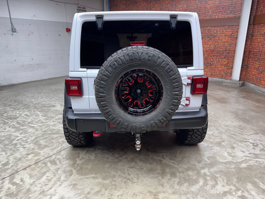 Used 2018 Jeep Wrangler Unlimited Rubicon AWD/4WD image 4
