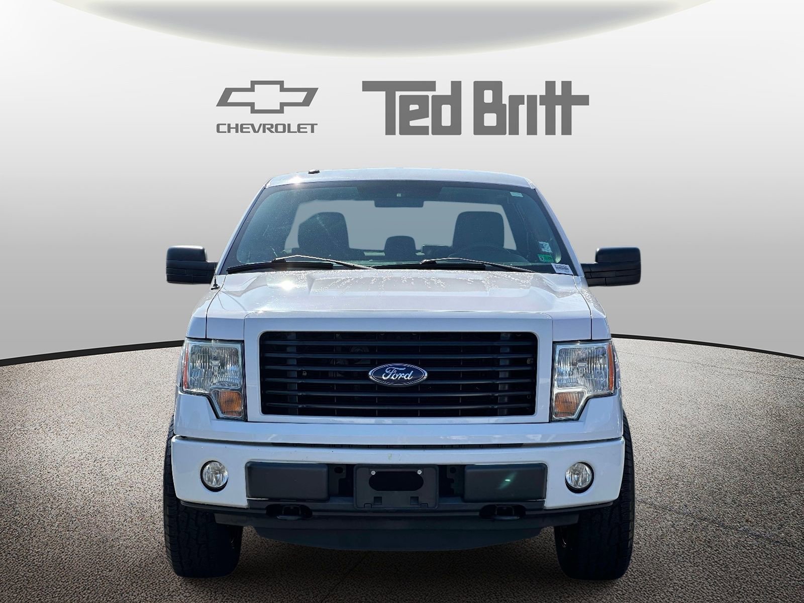 Used 2014 Ford F150 STX w/ Equipment Group 201A Mid AWD/4WD image 2