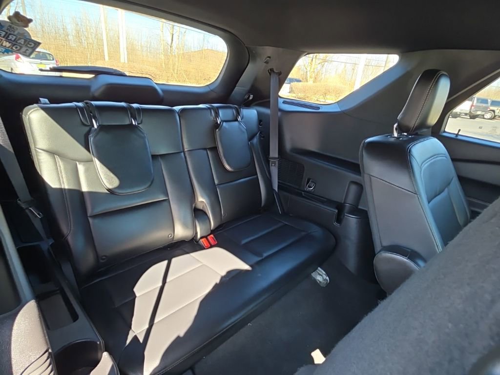 Used 2020 Ford Explorer XLT w/ Equipment Group 202A image 42