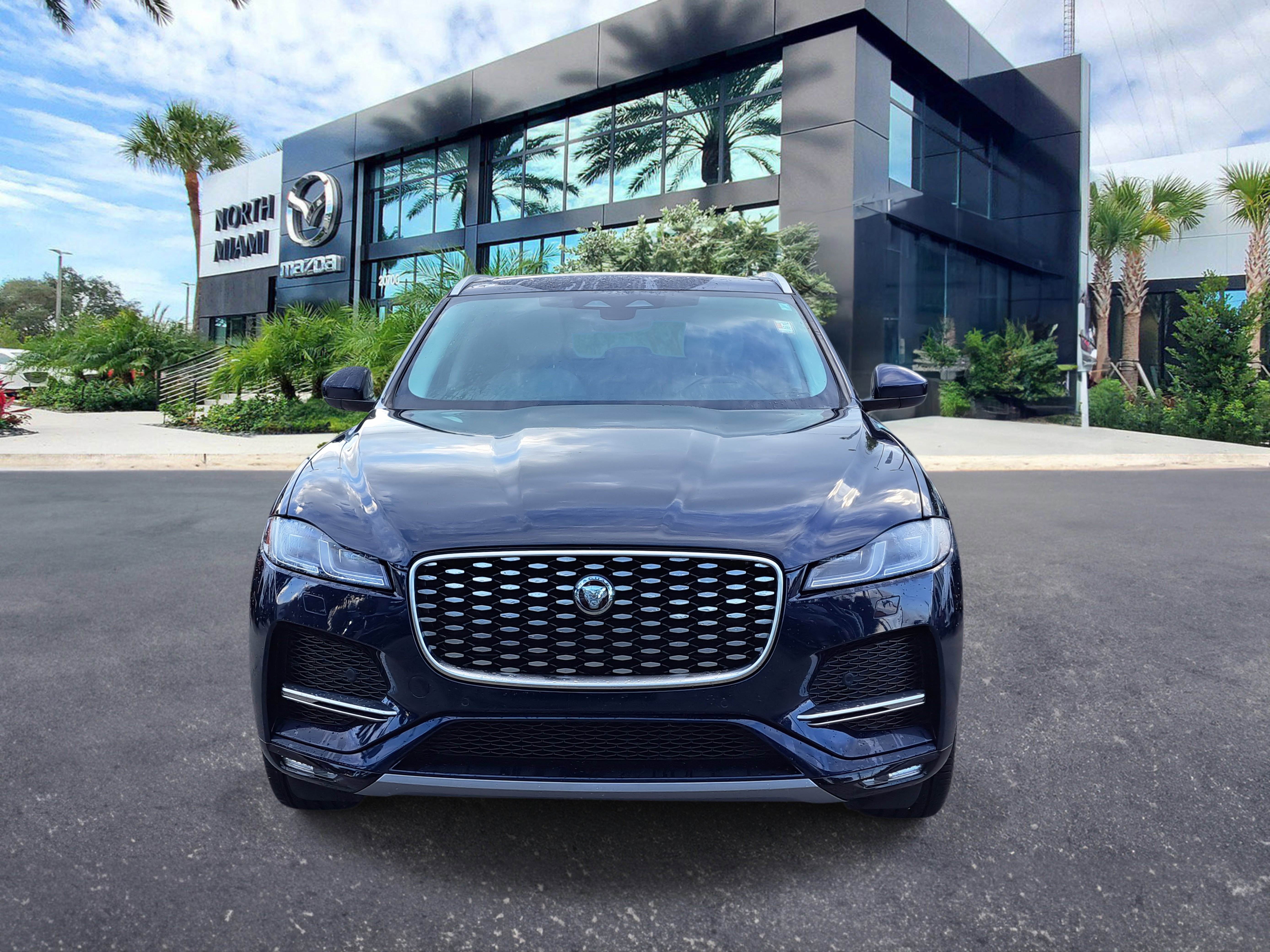 Used 2022 Jaguar F-PACE S image 2