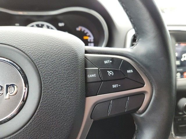 Used 2019 Jeep Grand Cherokee Laredo image 15