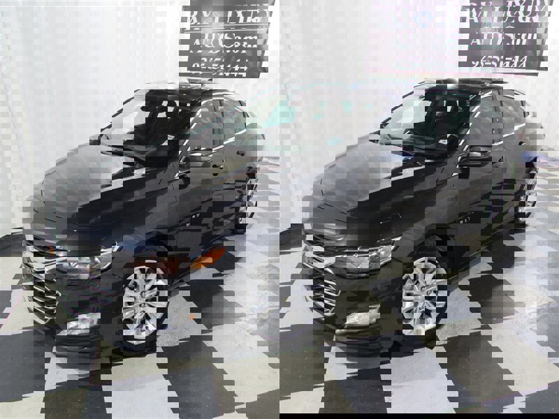 Used 2023 Chevrolet Malibu LT image 3