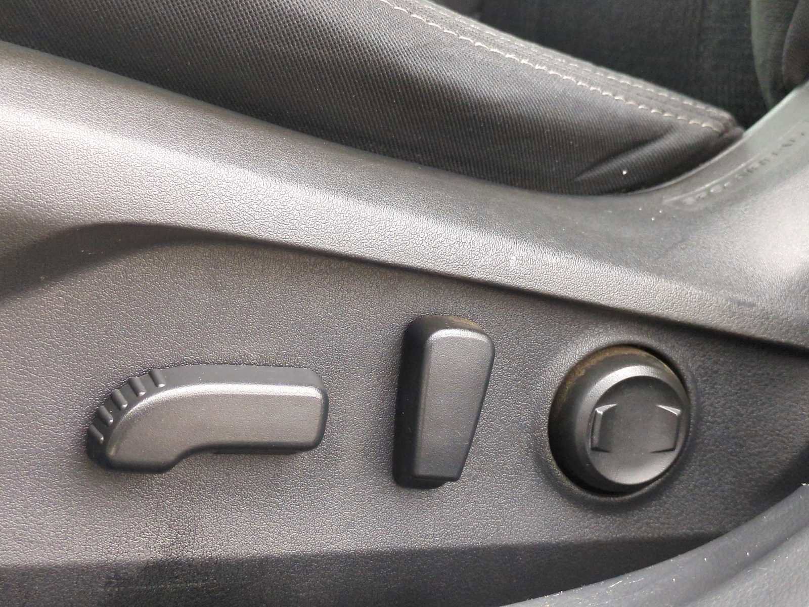 Used 2021 Subaru Legacy Premium image 18