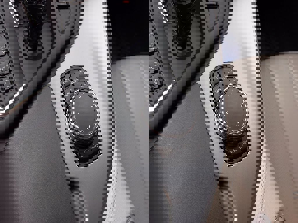 Used 2014 BMW i8 image 11