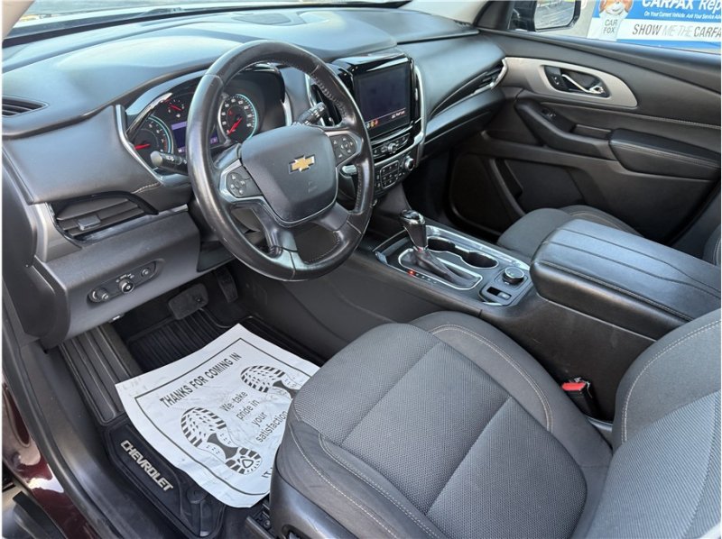 Used 2020 Chevrolet Traverse LT FWD image 17