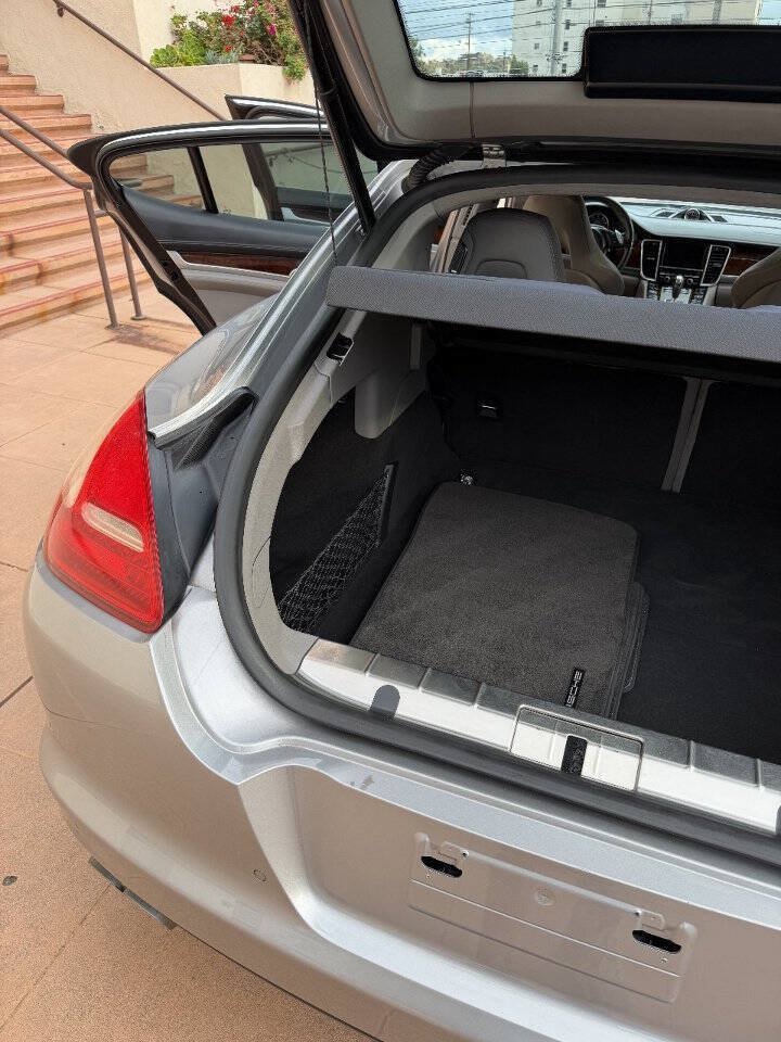 Used 2011 Porsche Panamera Turbo AWD/4WD image 25
