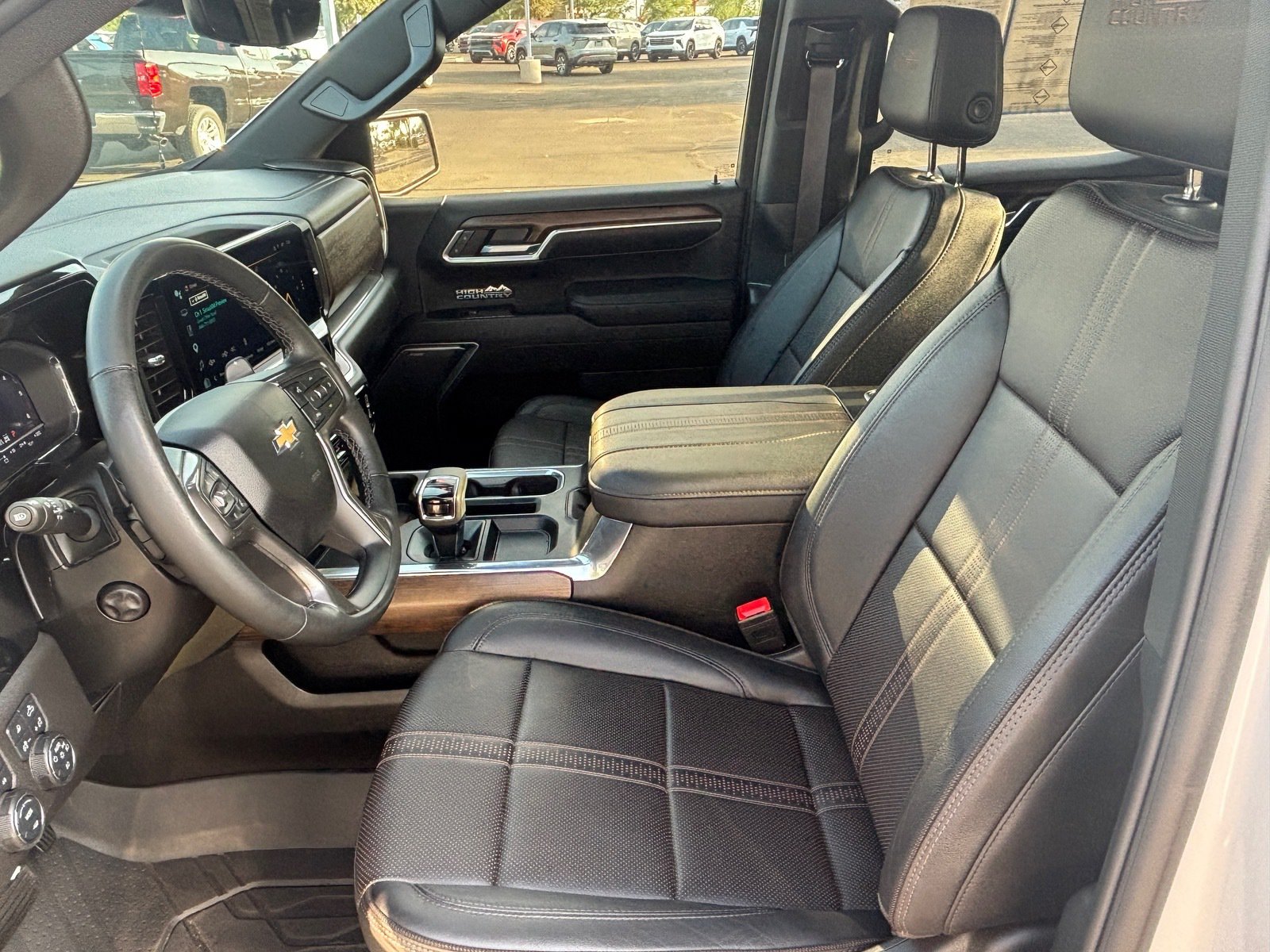 Used 2025 Chevrolet Silverado 1500 High Country AWD/4WD image 20