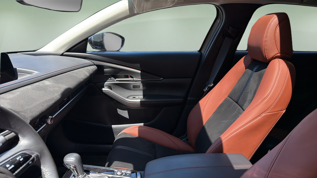 Certified 2024 MAZDA CX-30 Carbon AWD/4WD image 13