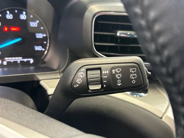 Used 2023 Ford Explorer XLT w/ Equipment Group 202A AWD/4WD image 38