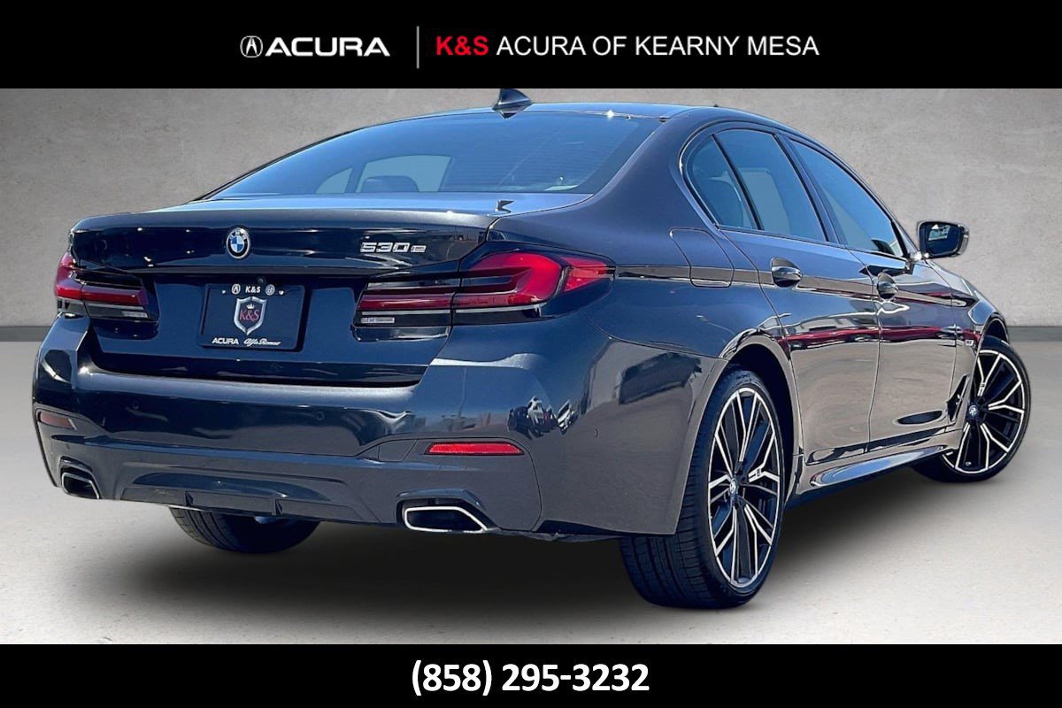 Used 2023 BMW 530e w/ M Sport Package RWD image 32