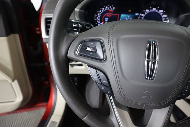 Used 2017 Lincoln MKZ Premiere FWD image 31