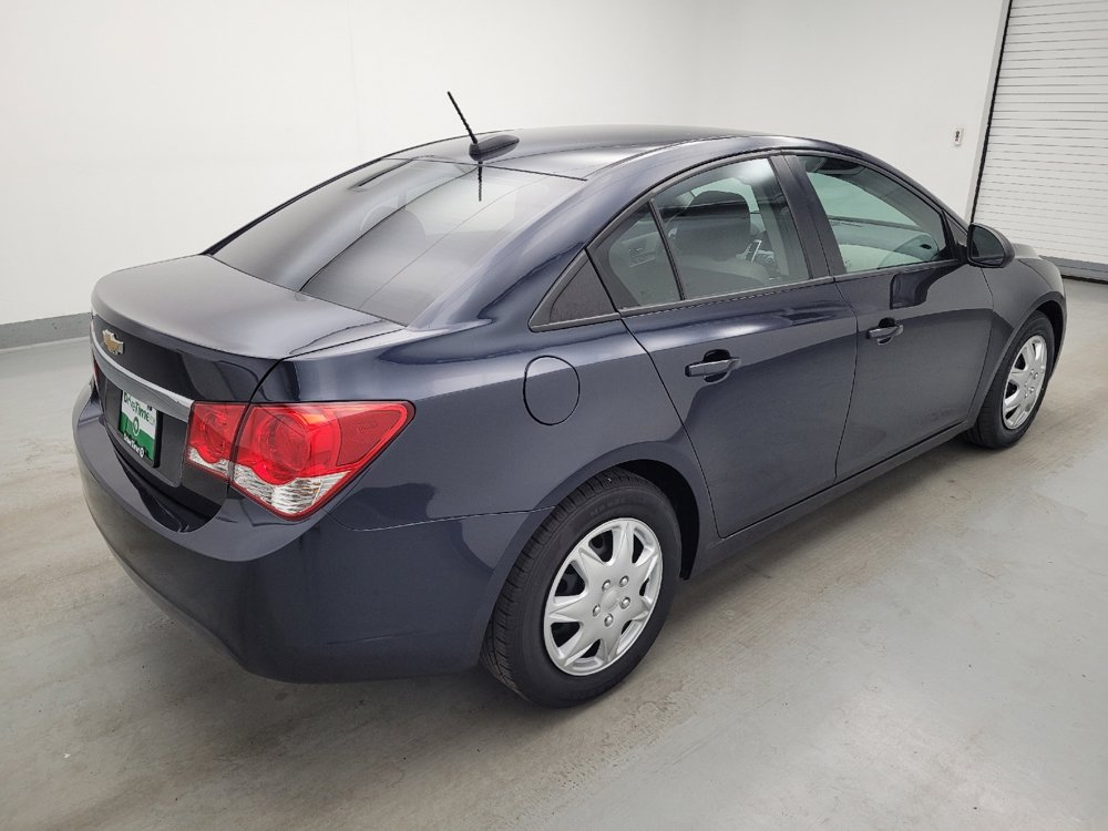 Used 2016 Chevrolet Cruze LS FWD image 10