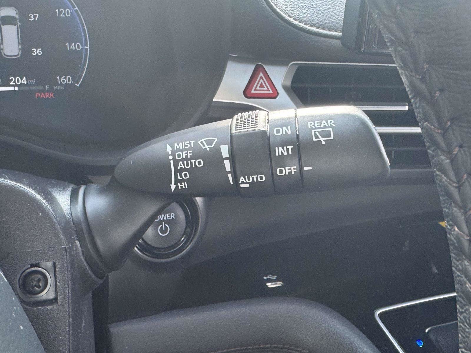 Certified 2025 Toyota Sienna Platinum FWD image 25